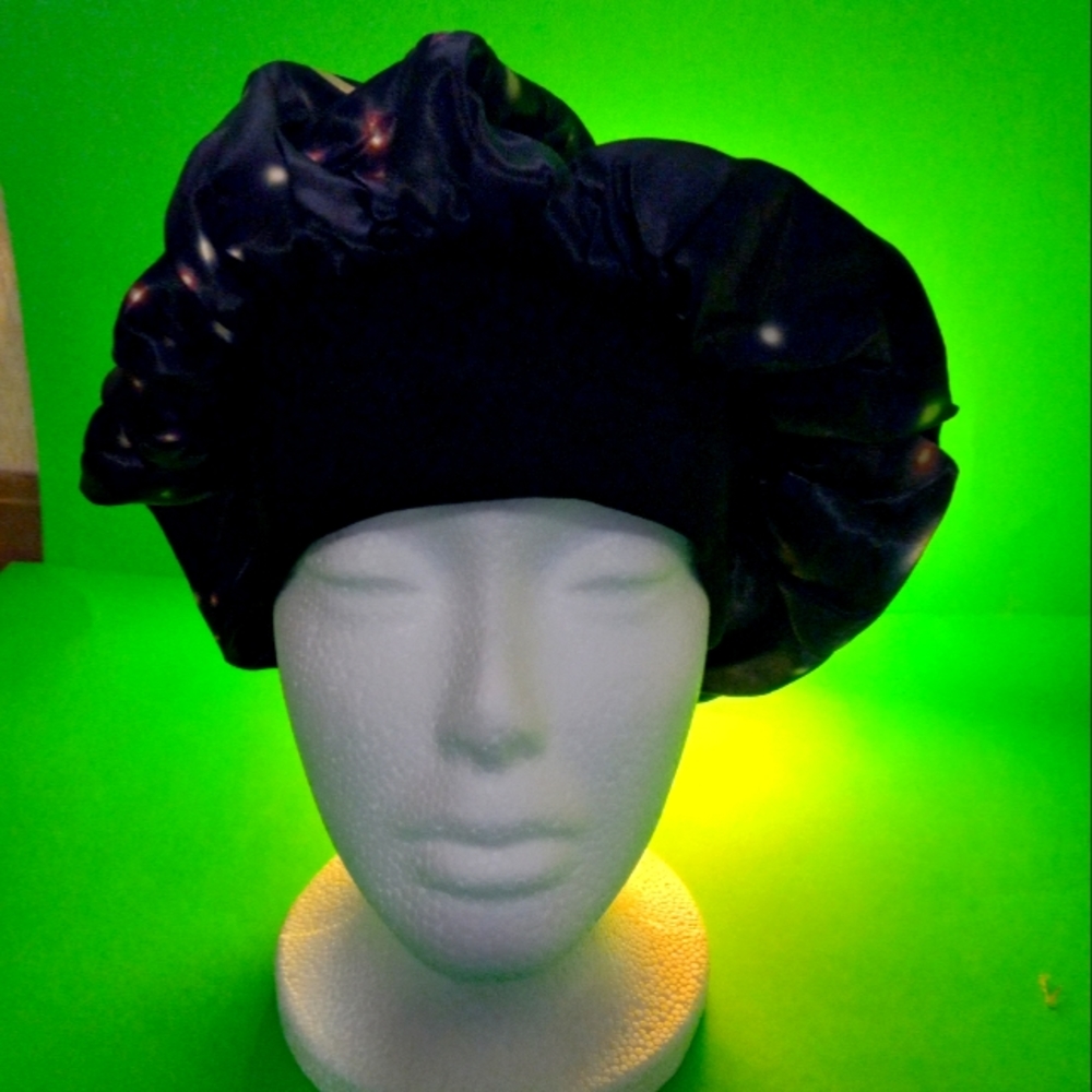 NWT CANCER ZODIAC BONNET